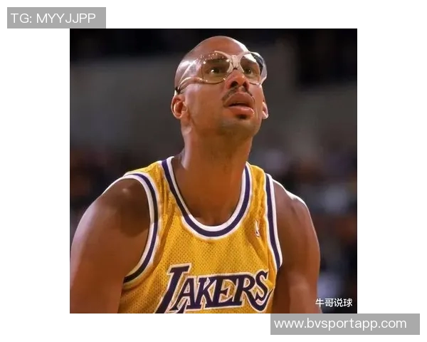 米勒评选历史最佳中锋贾巴尔奥尼尔领衔若约基奇夺三冠将改写历史