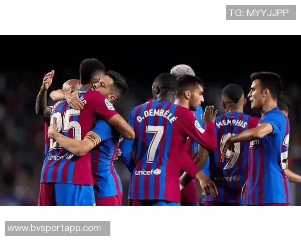 国米客战比萨海报震撼发布雷电交加下蓝黑军团剑指斜塔之城 国米客战比萨海报震撼发布雷电交加下蓝黑军团剑指斜塔之城