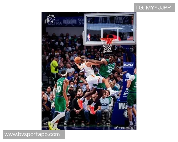 布克关键时刻失误频频21投仅中9分数难救主球队失利